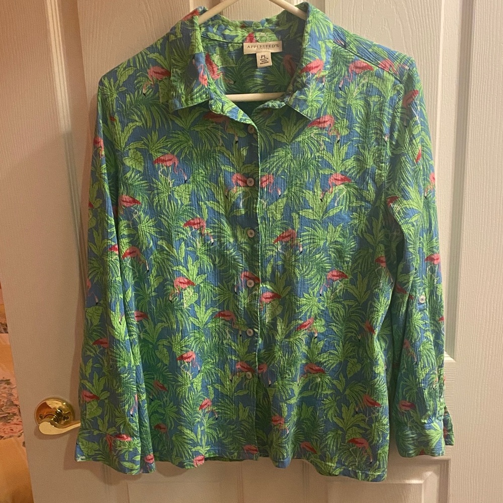 Vintage Talbots Petite Large 100 % Cotton  Button up blouse w long sleeves